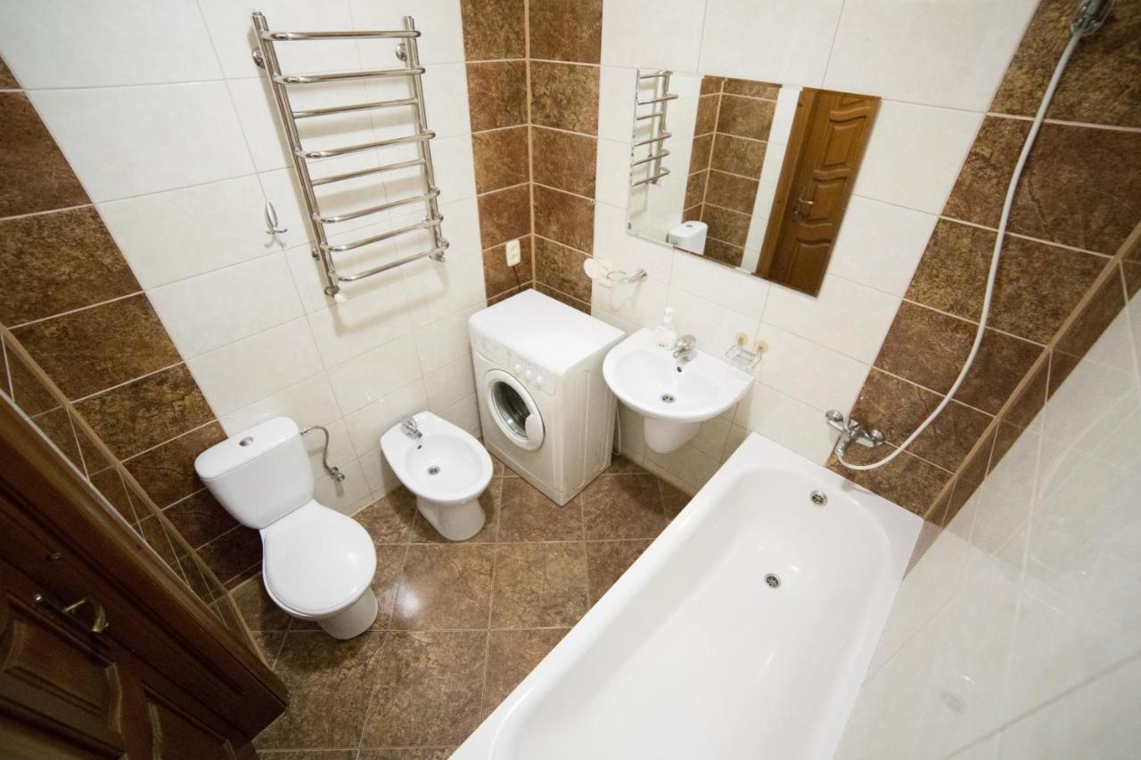 Apartment On Virmenska 3, With 2 Separate Bedrooms Львів Екстер'єр фото