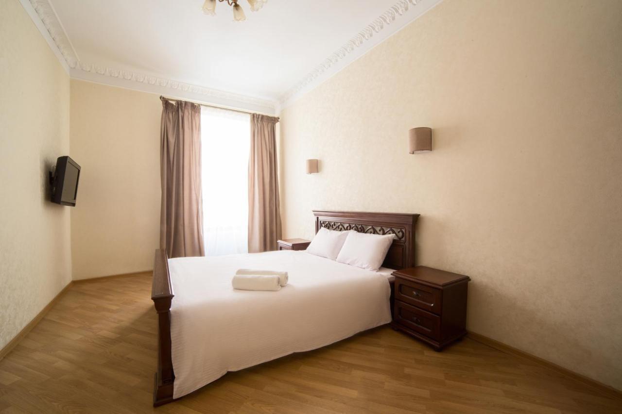 Apartment On Virmenska 3, With 2 Separate Bedrooms Львів Екстер'єр фото